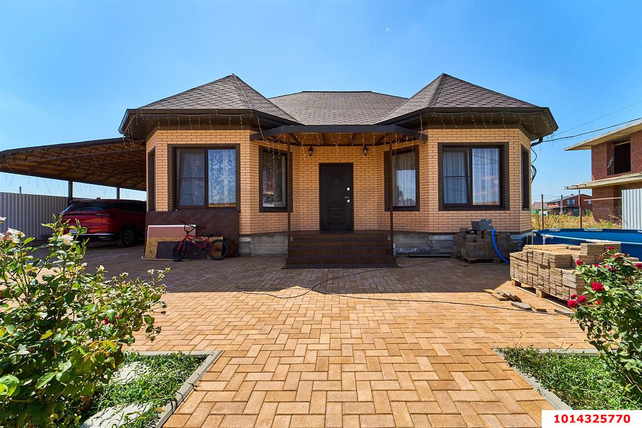 Фото №1: Дом 134 м² + 9.6 сот. - Южный, мкр. Олимпийский, ул. Звёздная, 46