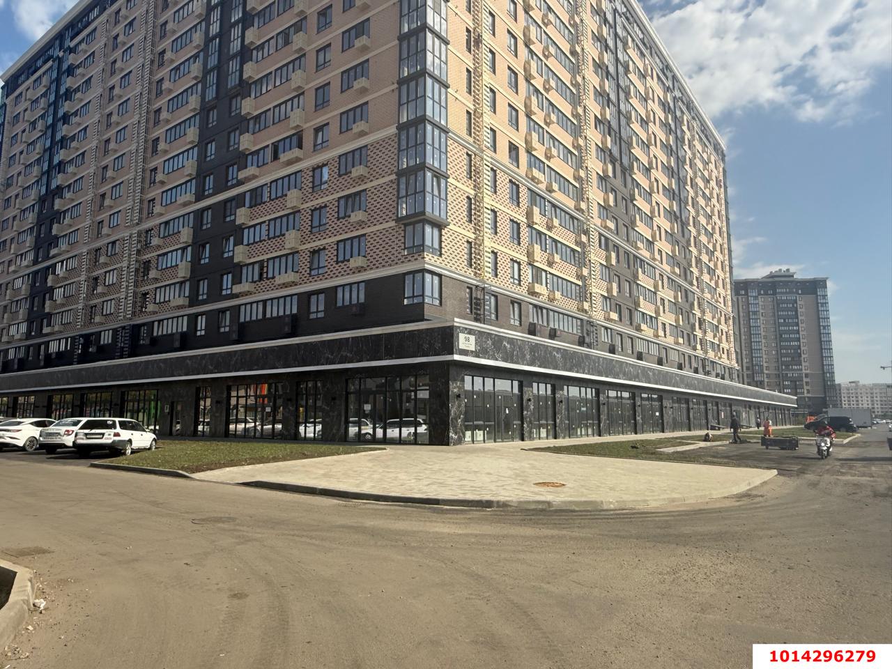 Фото №6: Торговое помещение 81 м² - Краснодар, жилой комплекс Сармат, ул. Константина Гондаря, 98