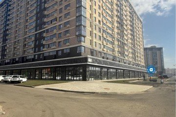 Фото №3: Торговое помещение 81 м² - Краснодар, мкр. жилой комплекс Сармат, ул. Константина Гондаря, 98