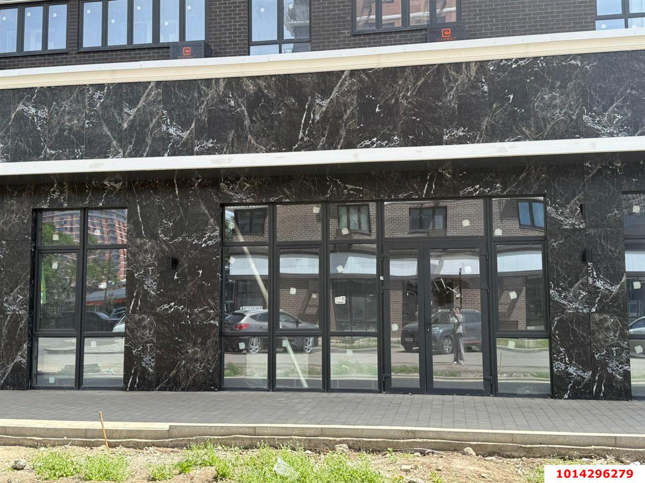 Фото №5: Торговое помещение 81 м² - Краснодар, жилой комплекс Сармат, ул. Константина Гондаря, 98