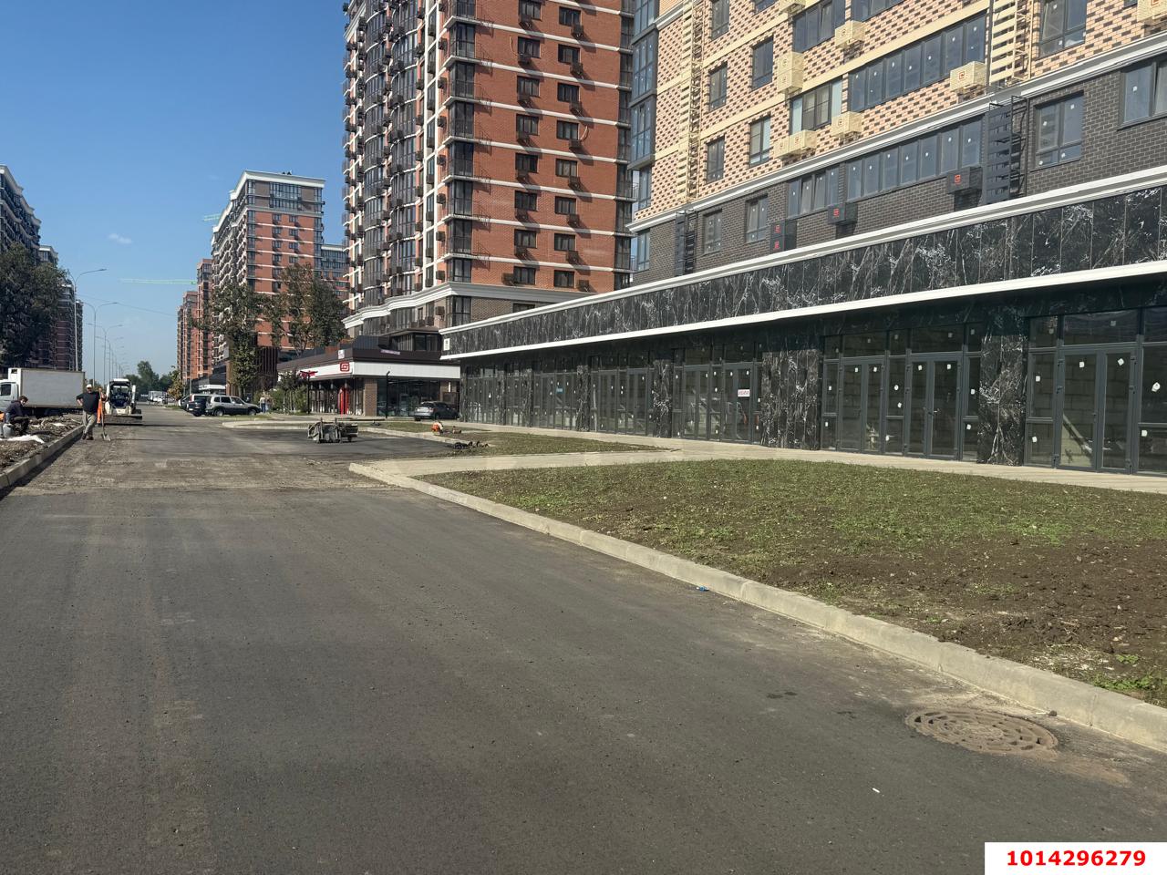 Фото №9: Торговое помещение 81 м² - Краснодар, жилой комплекс Сармат, ул. Константина Гондаря, 98