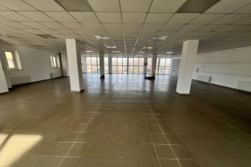 Фото №4: Коммерция 275 м² - Майкоп, мкр. Центр, ул. Крестьянская, 209