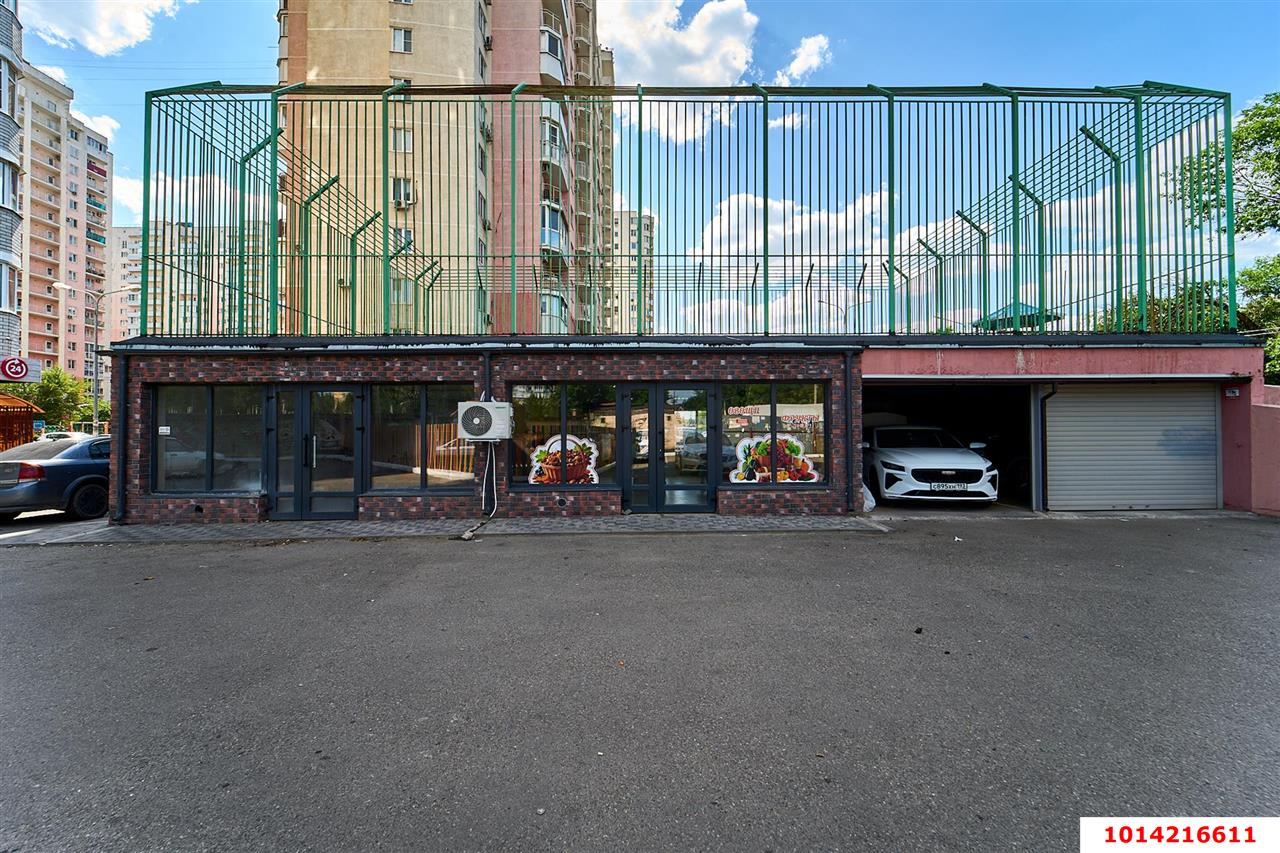 Фото №9: Торговое помещение 59 м² - Краснодар, имени Маршала Жукова, ул. Александра Покрышкина