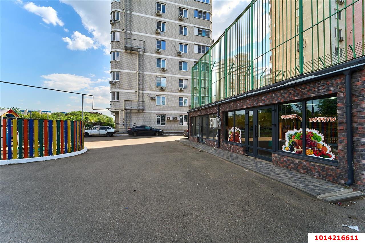 Фото №10: Торговое помещение 59 м² - Краснодар, имени Маршала Жукова, ул. Александра Покрышкина