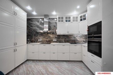 Фото №3: 3-комнатная квартира 122 м² - Краснодар, мкр. Центральный, ул. Будённого, 129