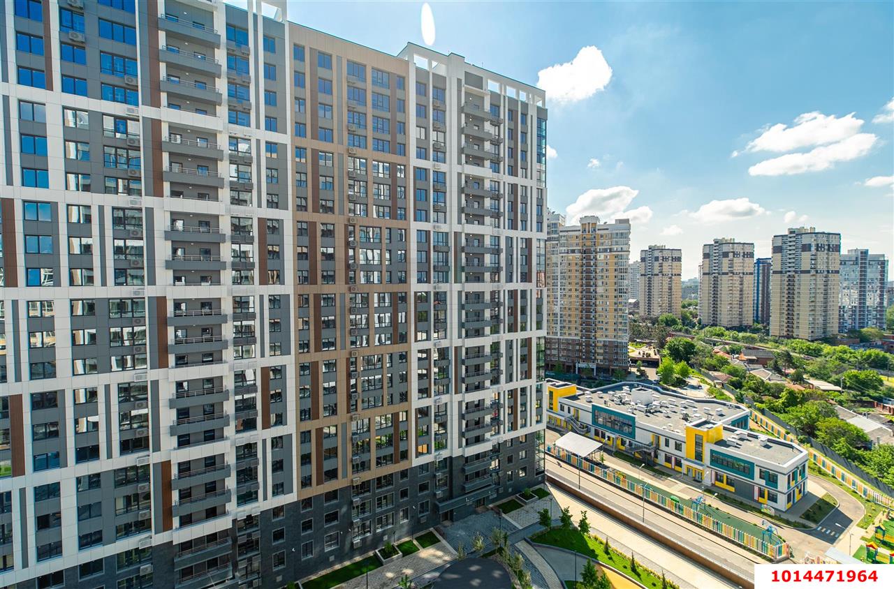 Фото №1: 2-комнатная квартира 69 м² - Краснодар, Центральный внутригородской округ, Табачная Фабрика, мкр. ЖК Все Свои Вип, ул. Колхозная, 5/2к1