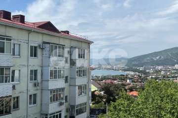 Фото №3: 2-комнатная квартира 51 м² - Геленджик, ул. Орджоникидзе, 7