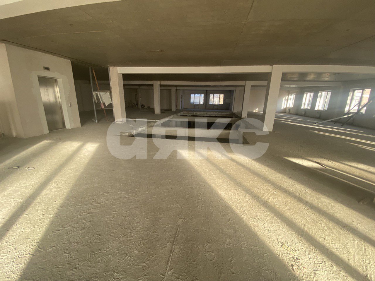 Фото №4: Коммерция 5000 м² - Ростов-на-Дону, Ленинский, пр-кт Будённовский, 40
