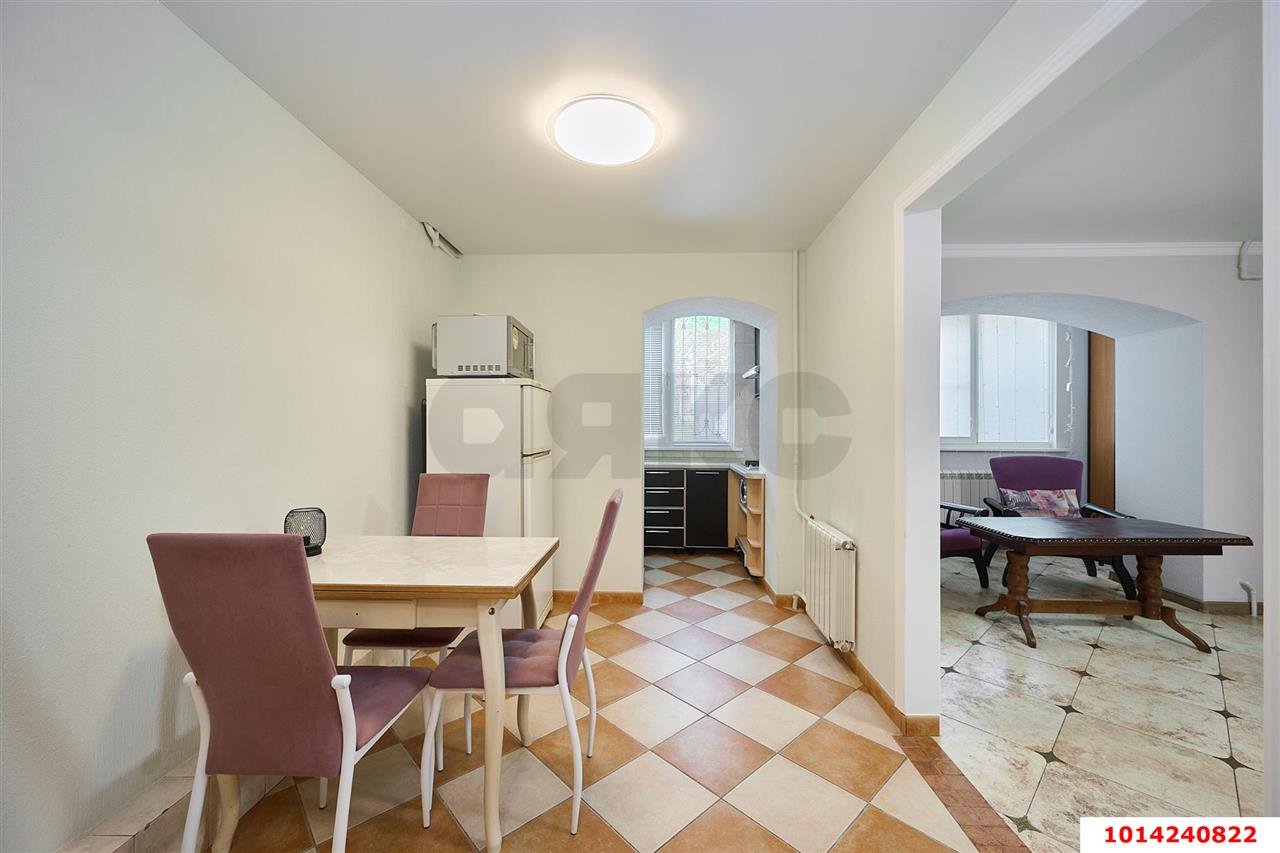 Фото №3: 2-комнатная квартира 54 м² - Краснодар, Центральный, ул. Орджоникидзе, 64