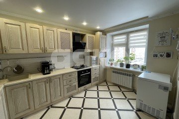 Фото №2: 3-комнатная квартира 88 м² - Альметьевск, мкр. 2В, пр-кт Изаила Зарипова, 41