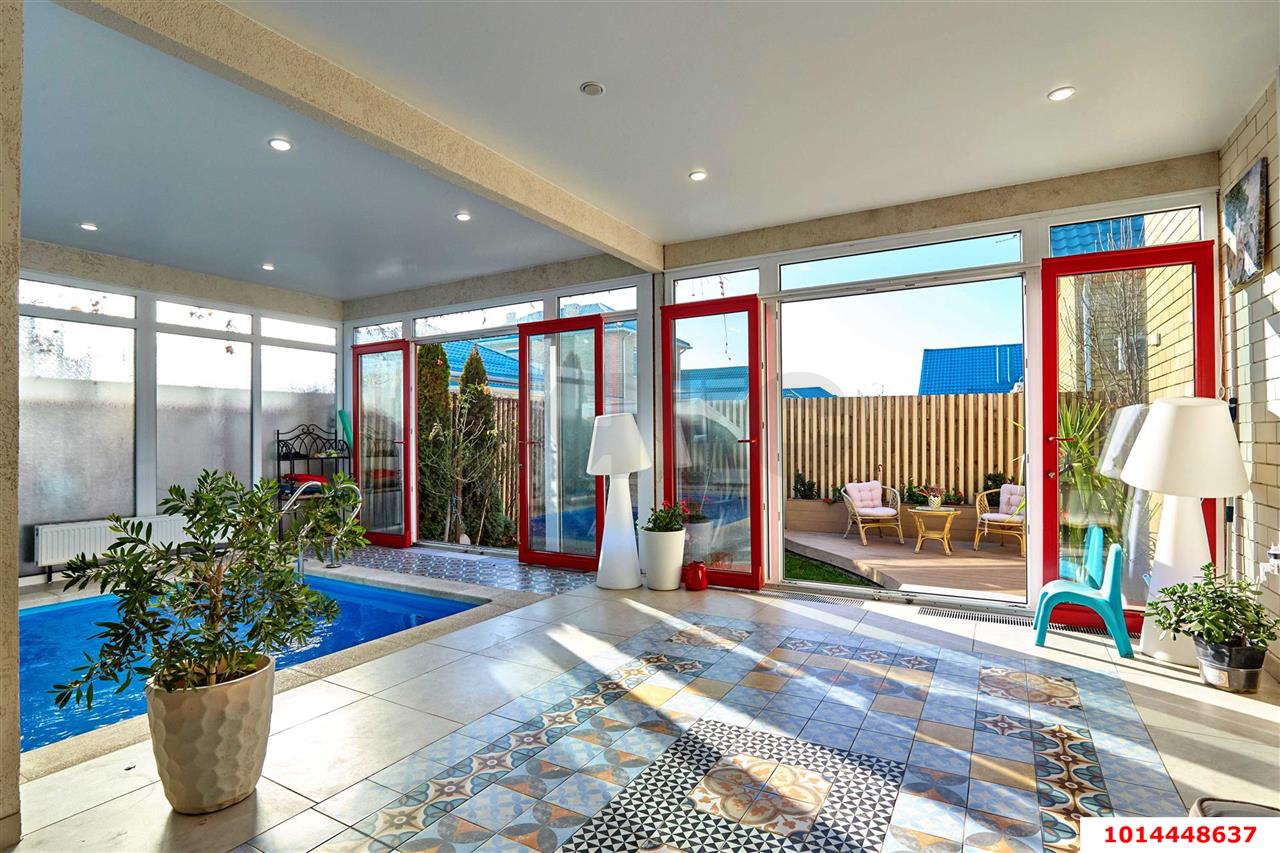 Фото №13: Дом 235 м² + 3 сот. - Краснодар, Прикубанский внутригородской округ, мкр. КП Изумрудный город, ул. имени Виктора Тюрина, 18к1