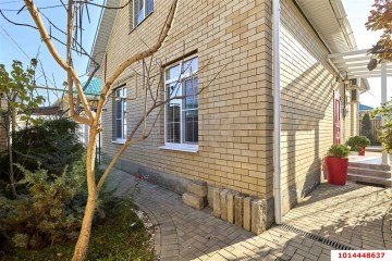 Фото №1: Дом 235 м² - Краснодар, п. коттеджный  Изумрудный Город, ул. имени Виктора Тюрина, 18к1