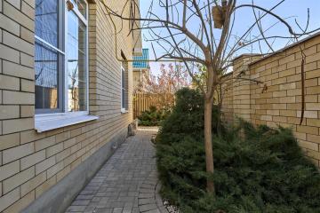 Фото №3: Дом 235 м² - Краснодар, мкр. КП Изумрудный город, ул. имени Виктора Тюрина, 18к1