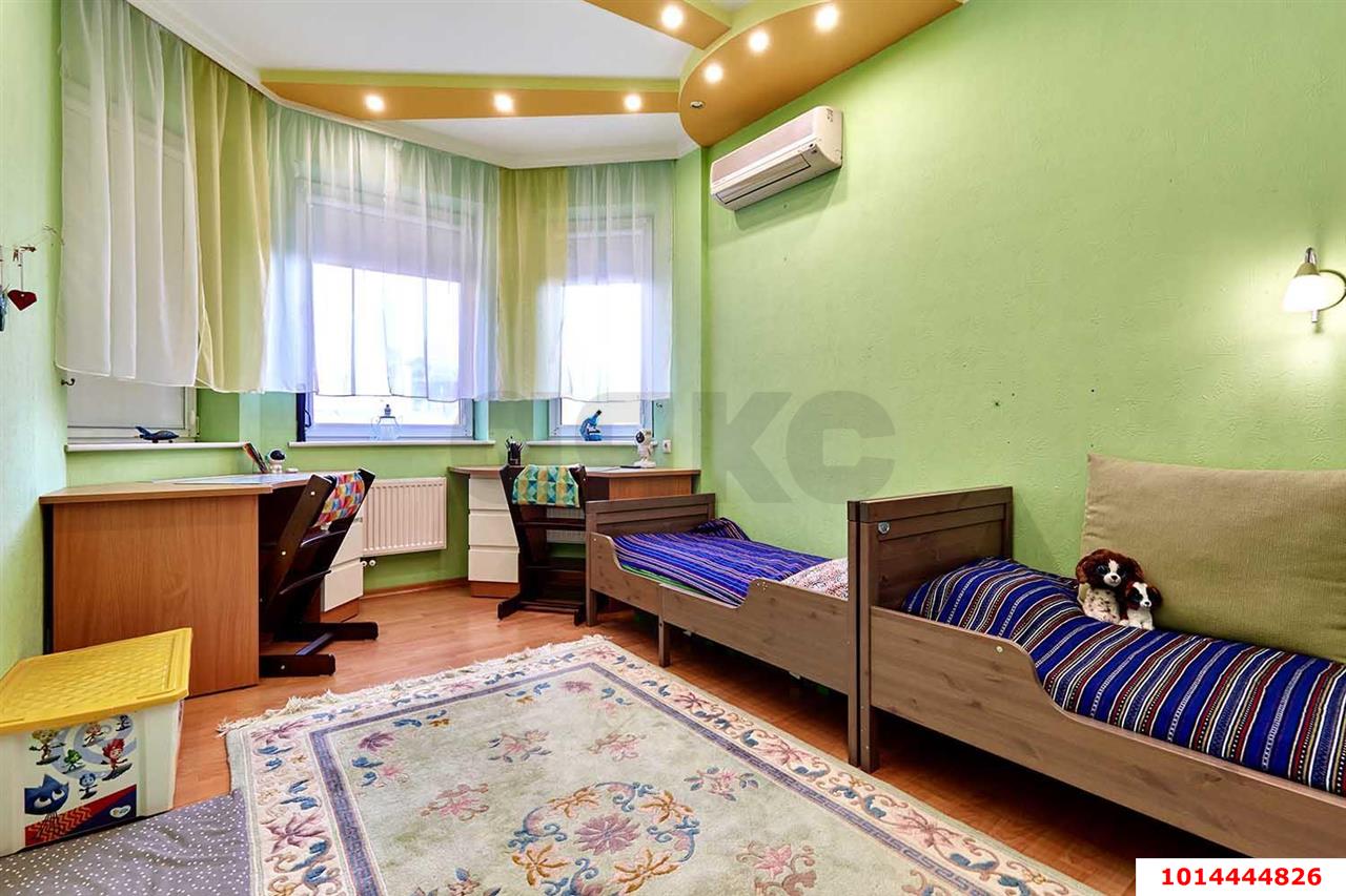 Фото №10: 3-комнатная квартира 135 м² - Краснодар, Прикубанский внутригородской округ, Фестивальный, мкр. Солнечный, ул. Архитектора Ишунина, 4