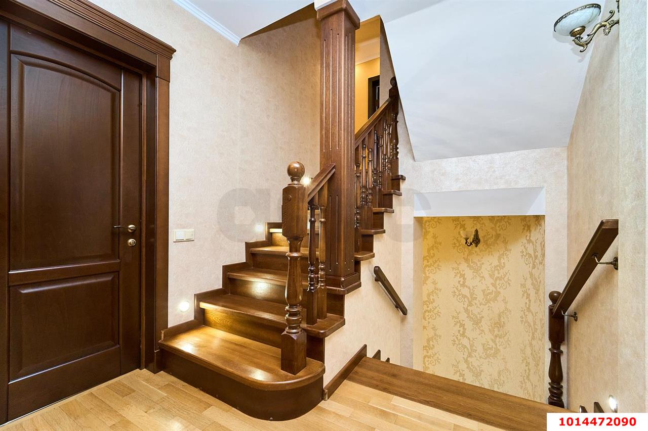 Фото №3: Дом 289 м² + 7.71 сот. - Южный