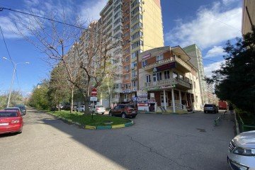 Фото №1: Торговое помещение 80 м² - Краснодар, мкр. Юбилейный, пр-кт Чекистов, 38