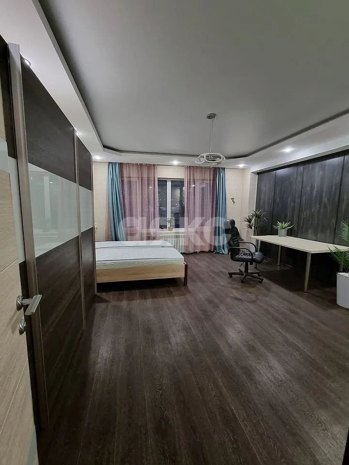Фото №1: 2-комнатная квартира 85 м² - Ростов-на-Дону, Рабочий Городок, ул. Стадионная, 1