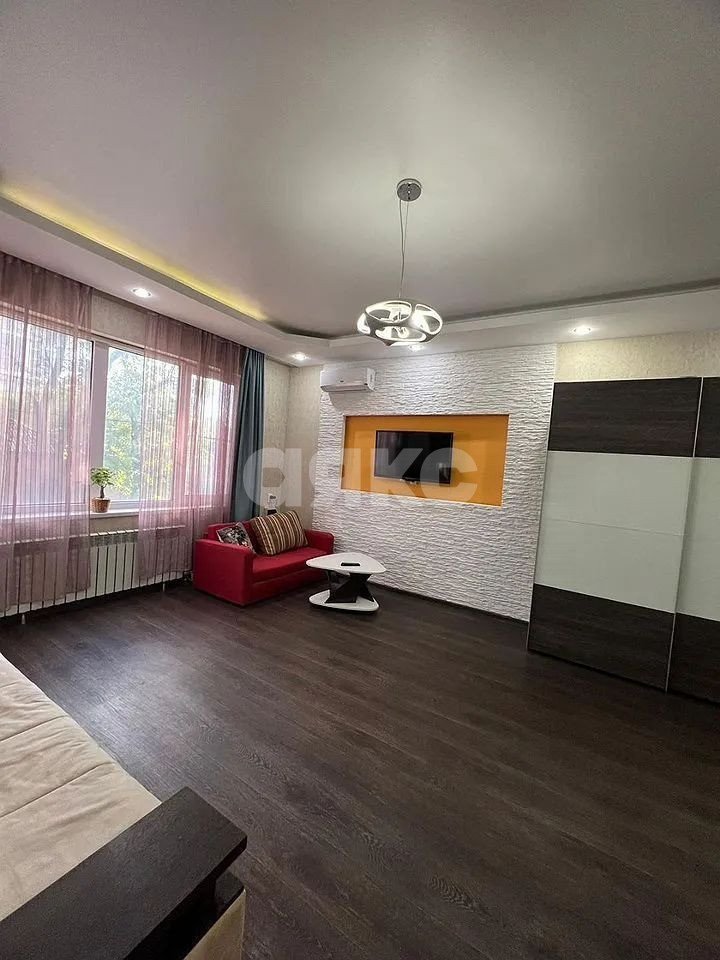 Фото №3: 2-комнатная квартира 85 м² - Ростов-на-Дону, Рабочий Городок, ул. Стадионная, 1