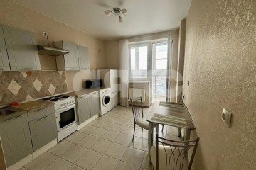 Фото №1: 1-комнатная квартира 40 м² - Ростов-на-Дону, р. Октябрьский, ул. Шеболдаева, 95А