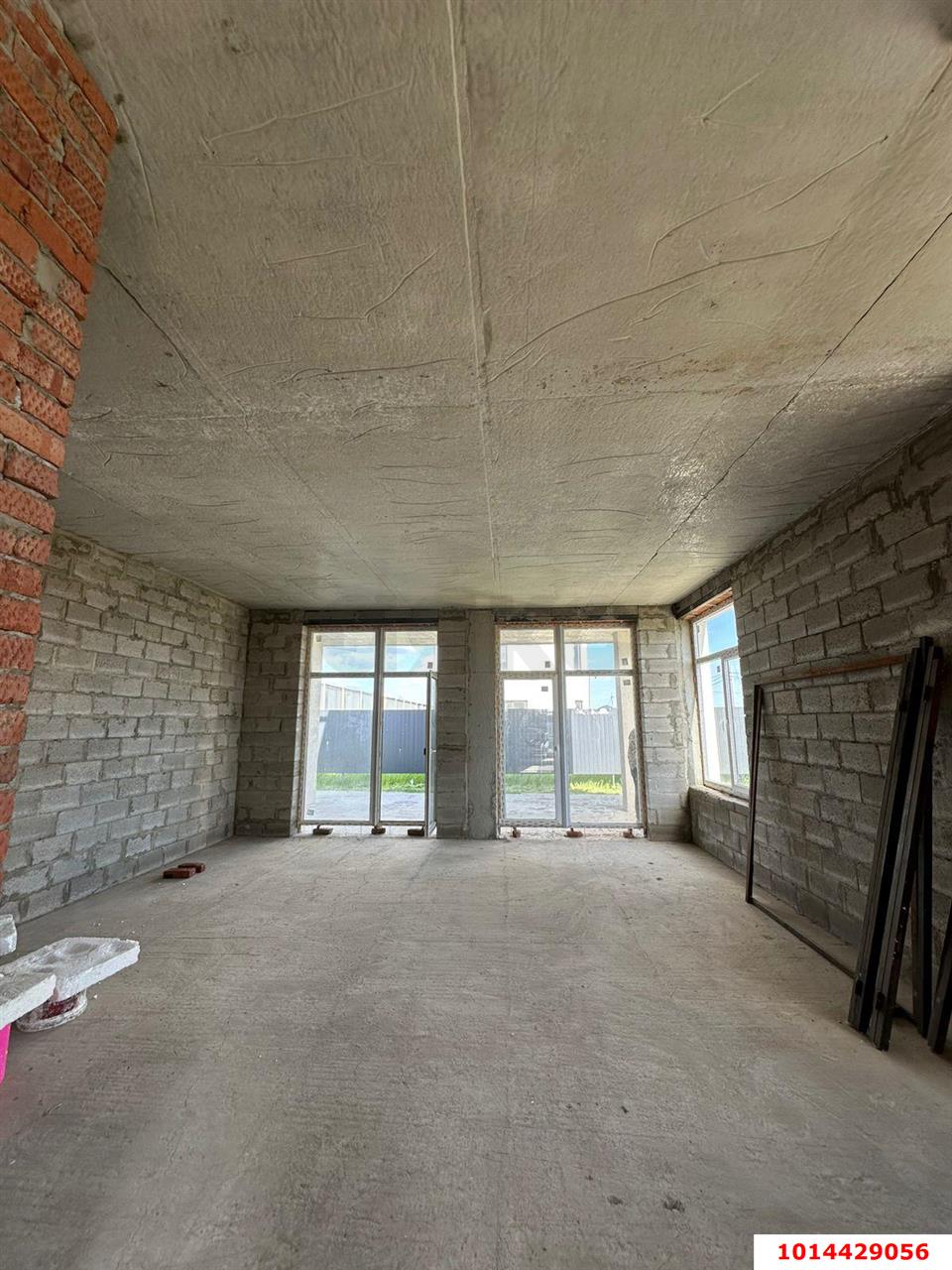 Фото №7: Дом 220 м² + 4 сот. - ДНТ Рублёвский-2, Карасунский внутригородской округ, мкр. территория Хуторская, ул. Усадебная