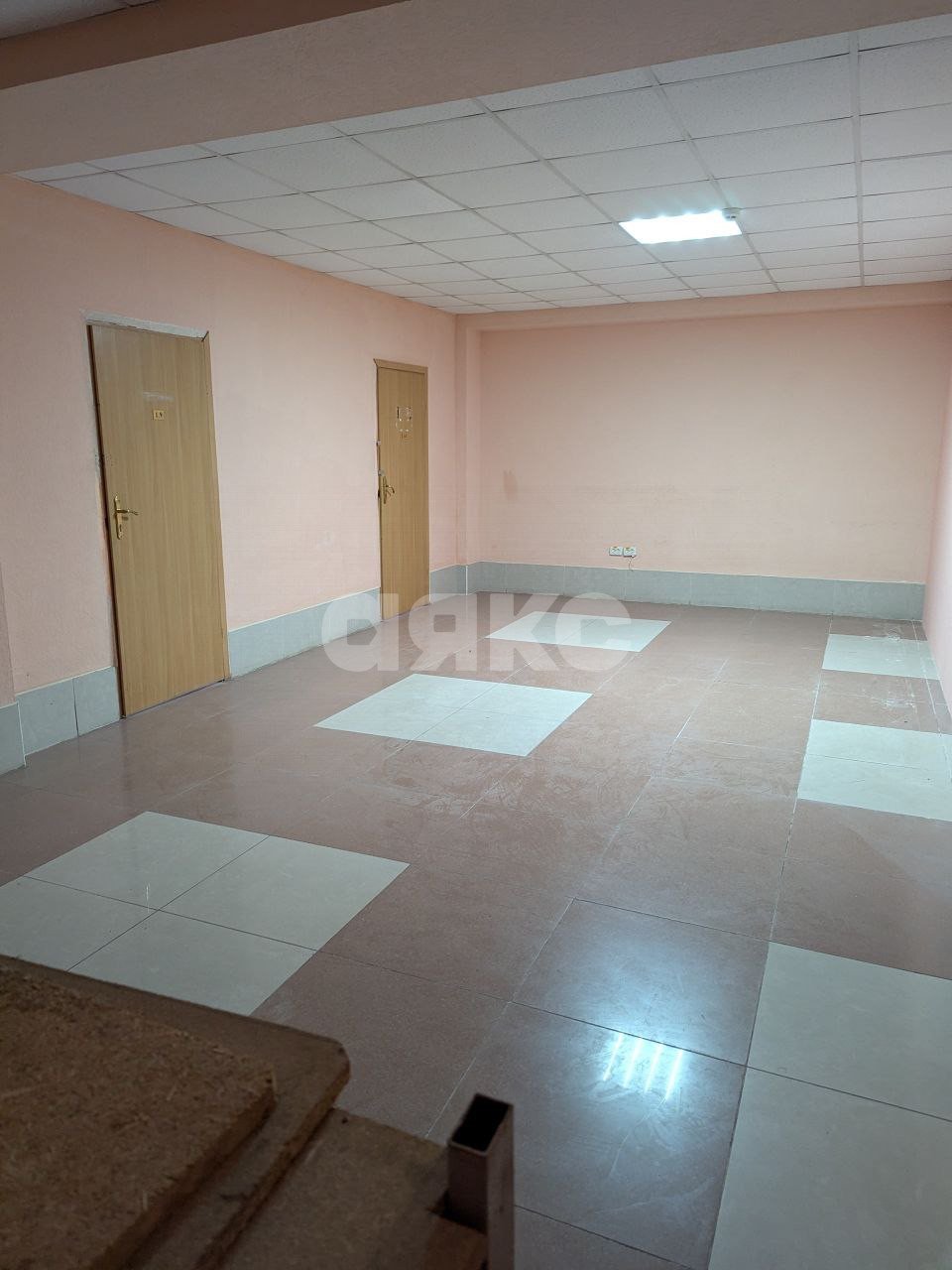 Фото №2: Коммерция 88 м² - Мариуполь, Центральный, ул. Бахмутская