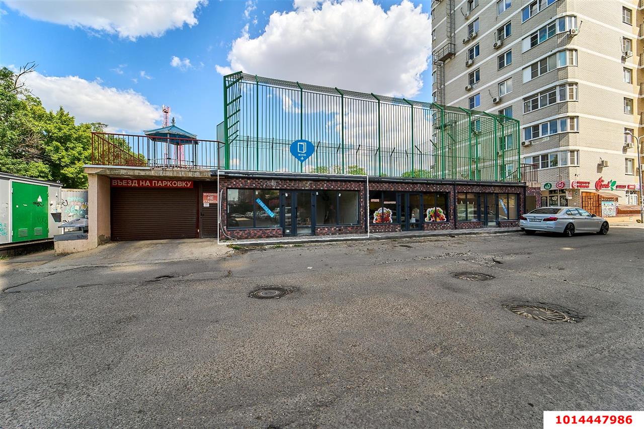 Фото №1: Торговое помещение 34 м² - Краснодар, имени Маршала Жукова, 
