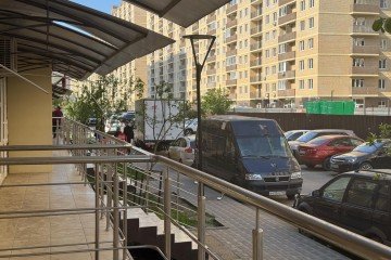 Фото №1: Торговое помещение 47 м² - Краснодар, мкр. жилой комплекс Дыхание, ул. Лётчика Позднякова, 2