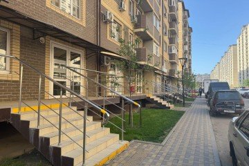 Фото №4: Торговое помещение 47 м² - Краснодар, мкр. жилой комплекс Дыхание, ул. Лётчика Позднякова, 2