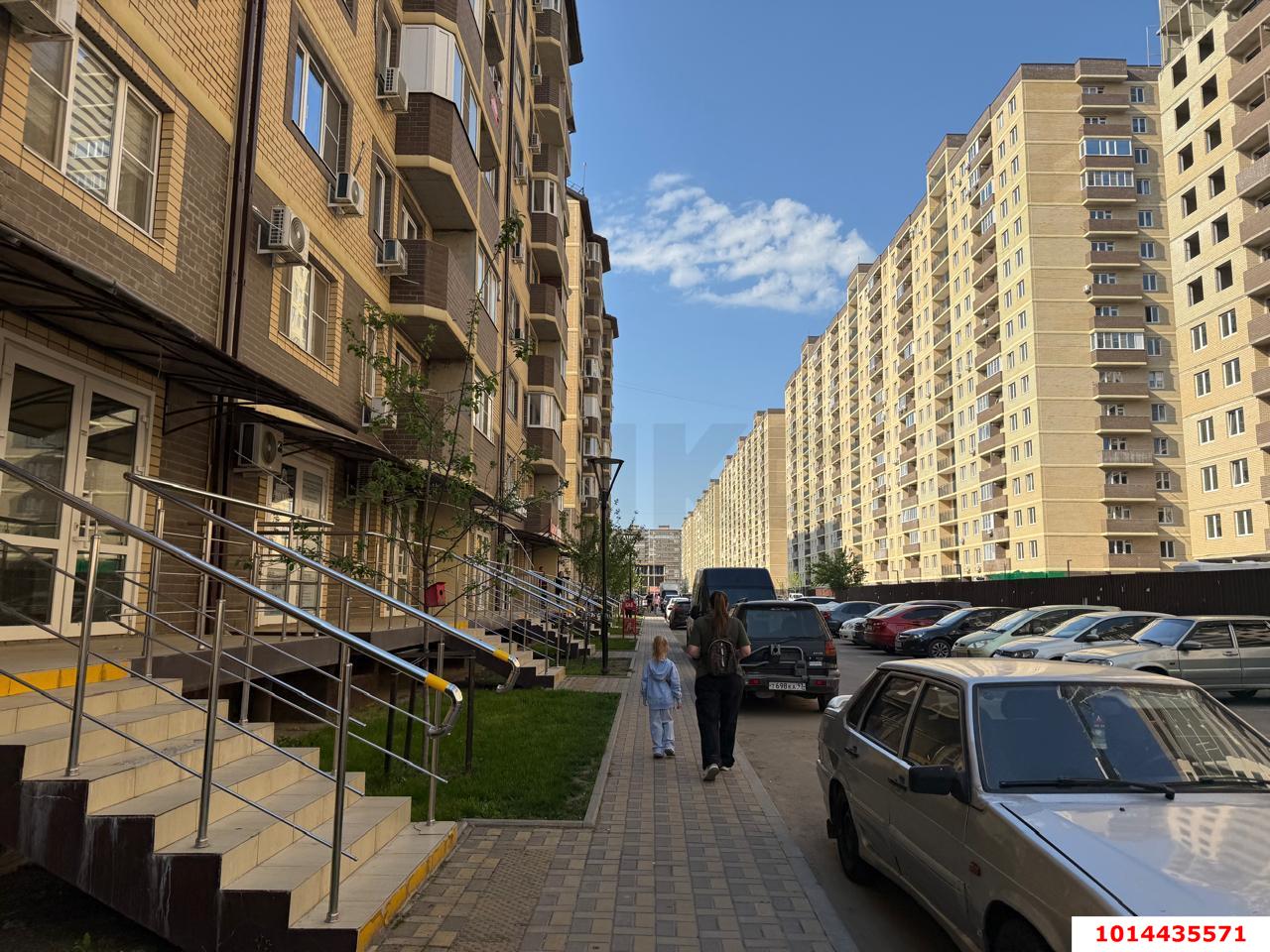 Фото №5: Торговое помещение 47 м² - Краснодар, жилой комплекс Дыхание, ул. Лётчика Позднякова, 2
