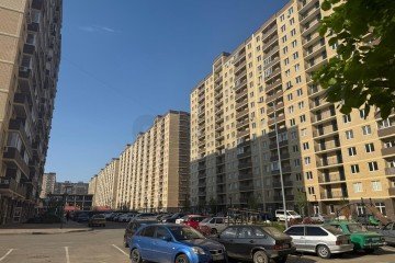Фото №4: Торговое помещение 54 м² - Краснодар, мкр. жилой комплекс Дыхание, ул. Лётчика Позднякова, 2