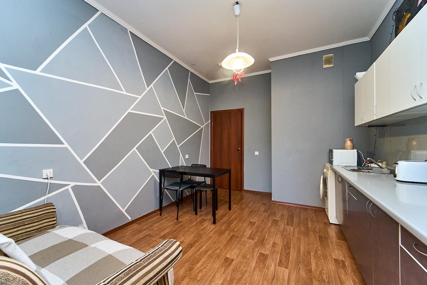 Фото №2: 2-комнатная квартира 85 м² - Краснодар, Центральный внутригородской округ, мкр. Завод Измерительных Приборов, ул. Зиповская, 3/3