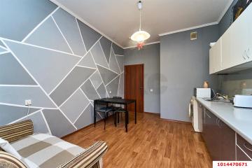 Фото №2: 2-комнатная квартира 85 м² - Краснодар, мкр. Завод Измерительных Приборов, ул. Зиповская, 3/3