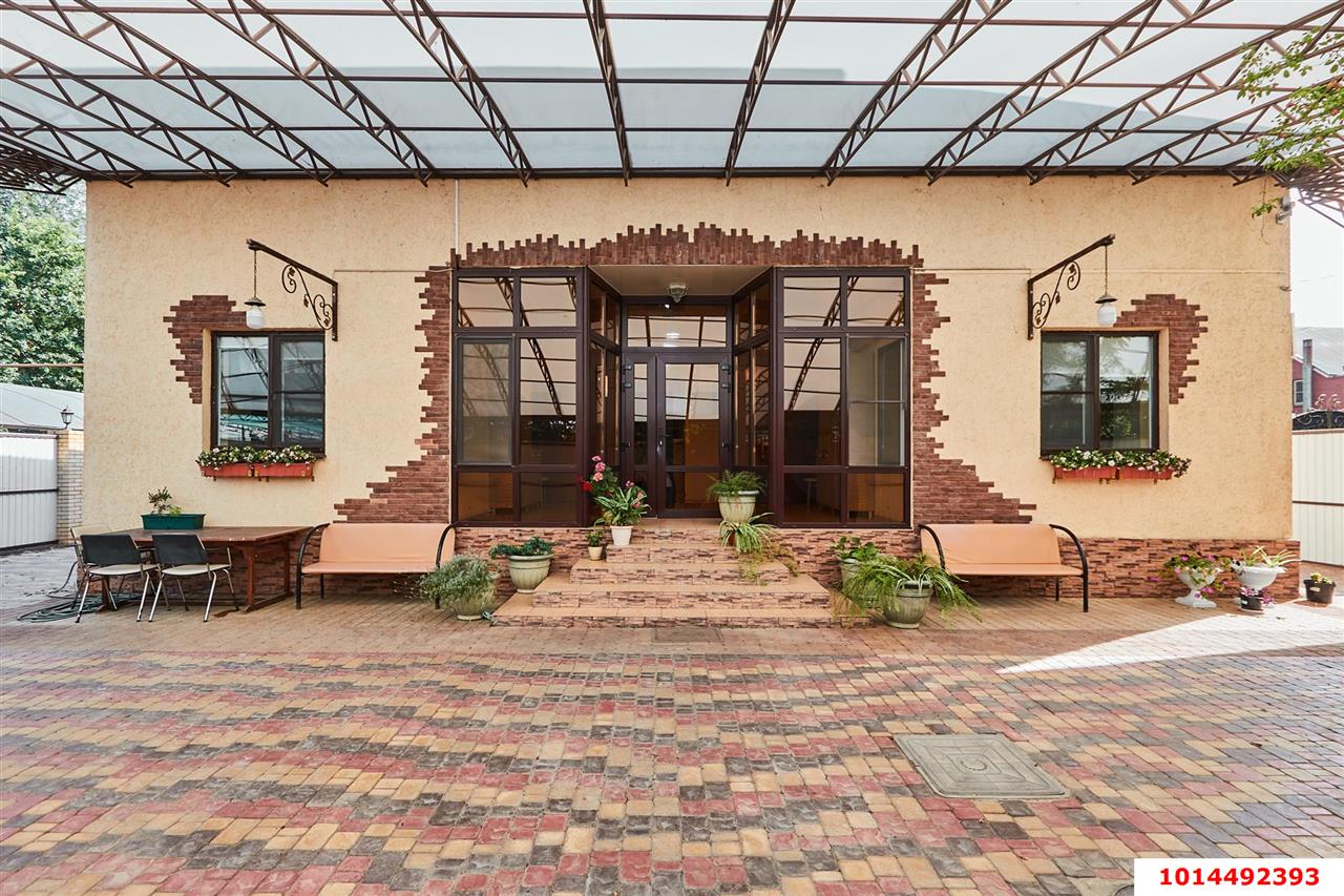 Фото №1: Дом 150 м² + 2 сот. - Краснодар, Прикубанский внутригородской округ, ст Урожай, ул. Ягодная, 27