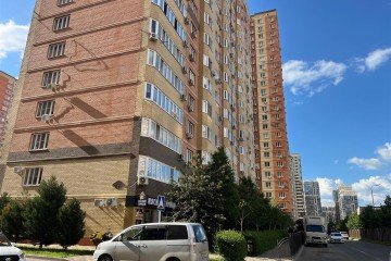 Фото №3: Торговое помещение 69 м² - Краснодар, мкр. 3-й квартал, ул. имени Героя Николая Шевелёва, 1
