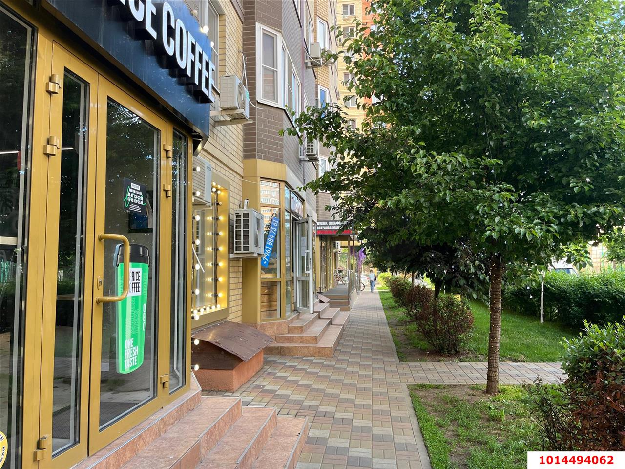 Фото №2: Торговое помещение 72 м² - Краснодар, 3-й квартал, ул. имени Героя Николая Шевелёва, 1