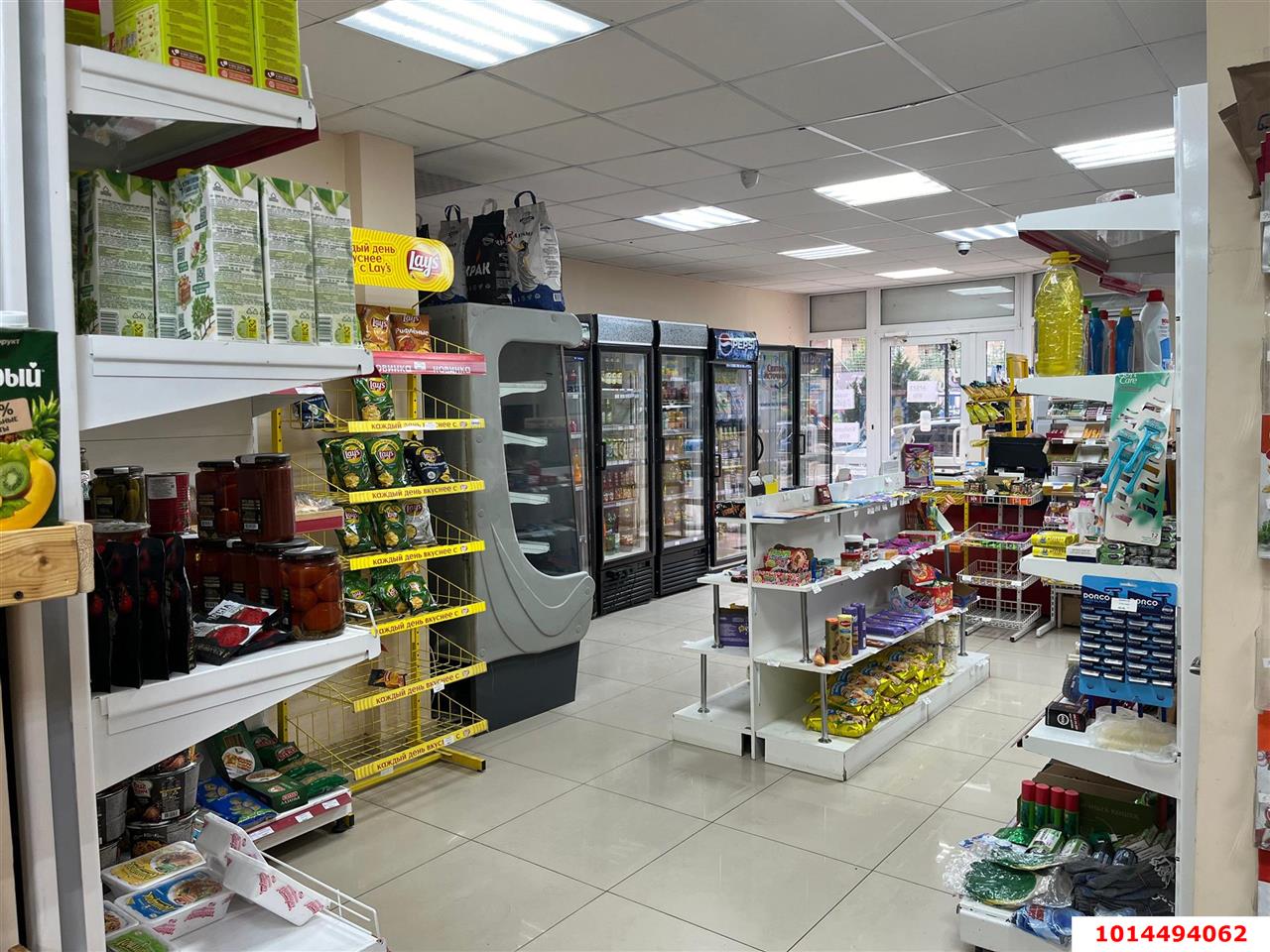 Фото №8: Торговое помещение 72 м² - Краснодар, 3-й квартал, ул. имени Героя Николая Шевелёва, 1