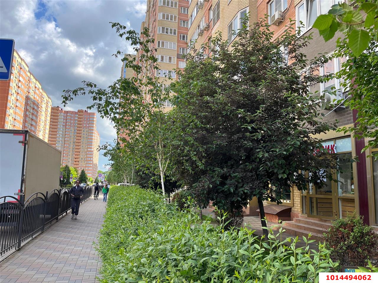 Фото №4: Торговое помещение 72 м² - Краснодар, 3-й квартал, ул. имени Героя Николая Шевелёва, 1