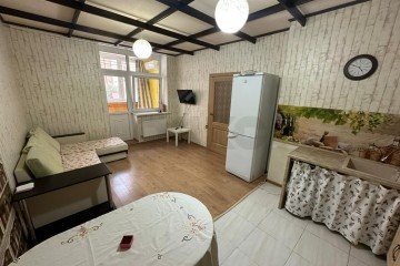 Фото №1: 1-комнатная квартира 52 м² - Краснодар, мкр. Губернский, ул. им. Героя Яцкова И.В., 15к1