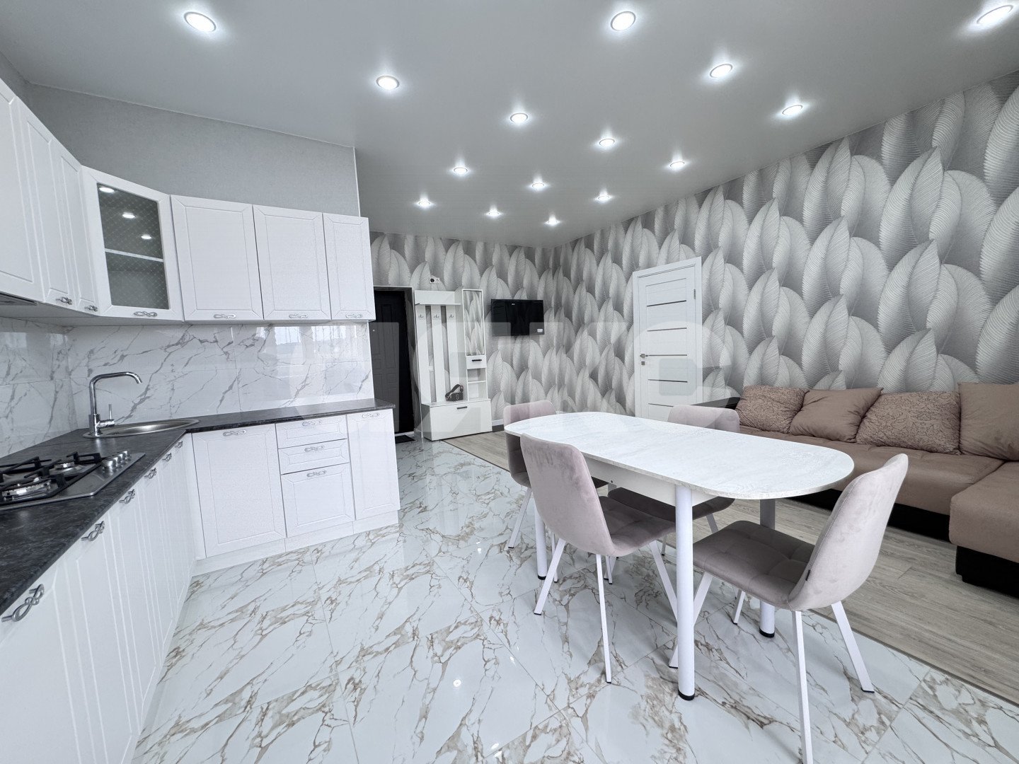 Фото №4: 2-комнатная квартира 51 м² - Горячий Ключ, Администрация, ул. Ярославского, 50