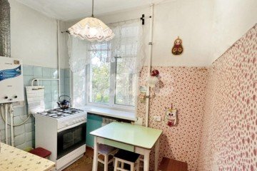Фото №2: 3-комнатная квартира 50 м² - Армавир, ул. Советской Армии, 214/3