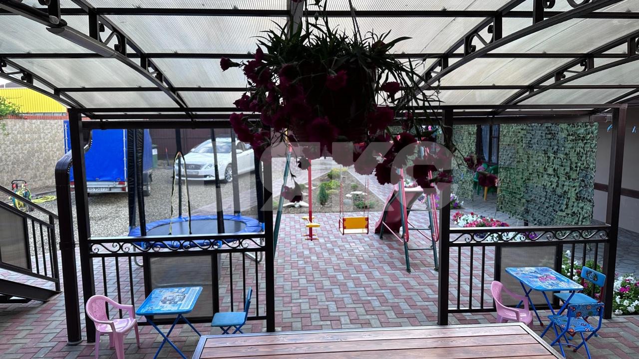 Фото №4: Дом 427 м² + 9.5 сот. - Кучугуры, ул. Береговая, 39А