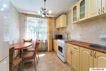 Фото №1: 2-комнатная квартира 55 м² - Российский, мкр. Прикубанский внутригородской округ, ул. Тепличная, 25