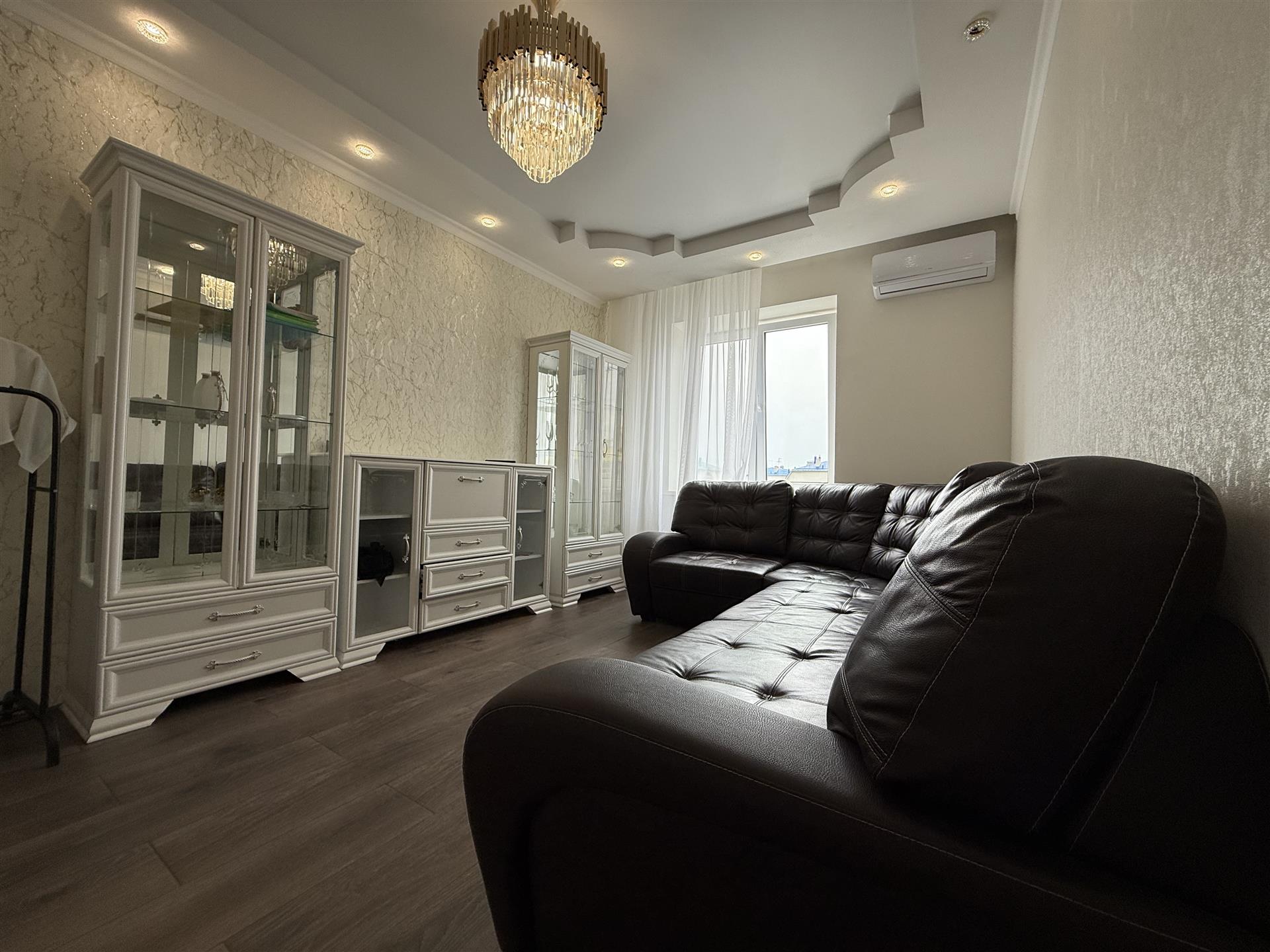 Фото №2: 1-комнатная квартира 45 м² - Краснодар, Прикубанский внутригородской округ, мкр. Восточно-Кругликовский, ул. Черкасская, 71/1