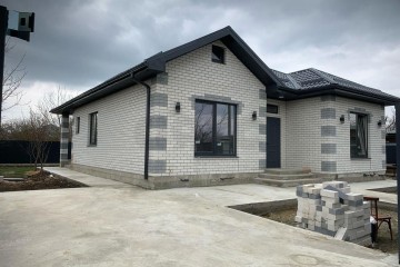 Фото №3: Дом 135 м² - Кубанская Нива-2, мкр. Прикубанский внутригородской округ, ул. Осенняя