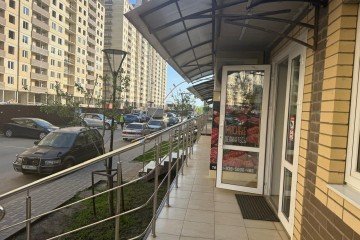 Фото №4: Торговое помещение 44 м² - Краснодар, мкр. жилой комплекс Дыхание, ул. Лётчика Позднякова, 2к8