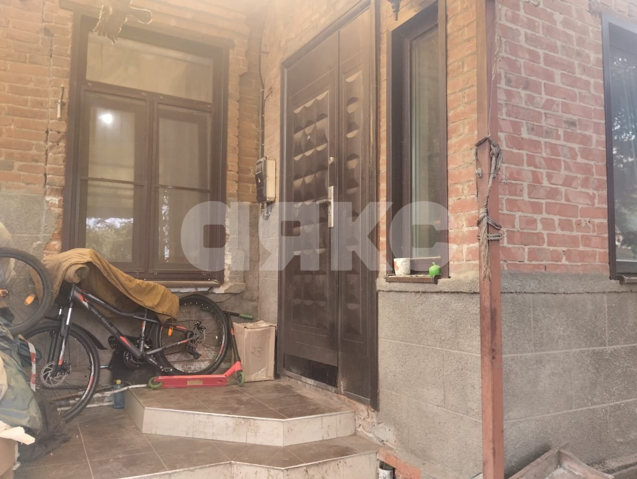 Фото №7: Таунхаус 90 м² + 6 сот. - Армавир, ул. площадь Ленина