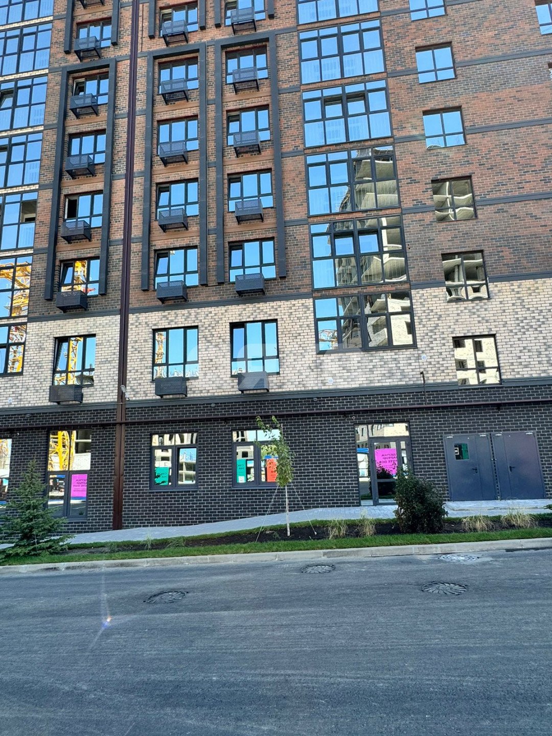 Фото №2: Коммерция 152 м² - Ростов-на-Дону, поселок Кирпичный, пр-кт 40-летия Победы, 113/3