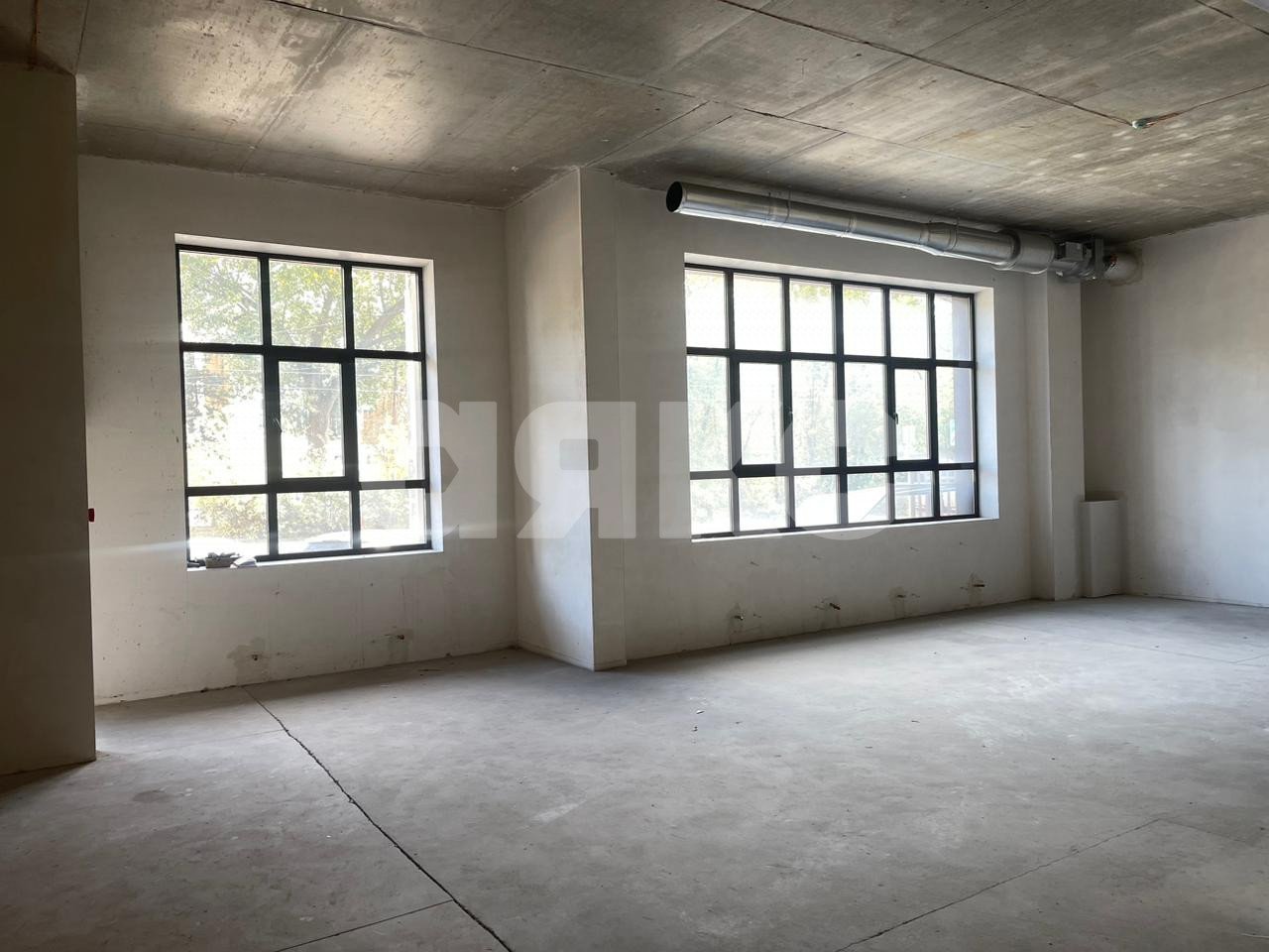 Фото №4: Коммерция 320 м² - Ростов-на-Дону, Первомайский, ул. 1-й Конной Армии, 13В