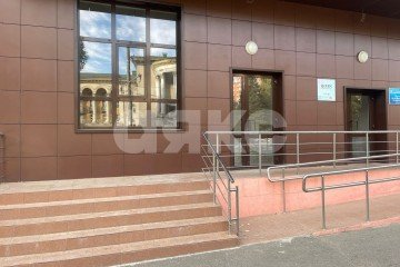 Фото №1: Коммерция 320 м² - Ростов-на-Дону, р. Первомайский, ул. 1-й Конной Армии, 13В