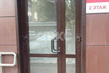 Фото №2: Коммерция 150 м² - Ростов-на-Дону, р. Первомайский, ул. 1-й Конной Армии, 13В